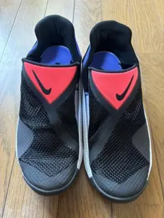 NIKE GO FlyEase ブラック スニーカー　23.5cmのサムネイル