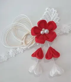 初節句　ひな祭り　つまみ細工　水引き　ヘアバンド　髪飾り　赤