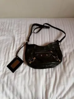 Item thumbnail for item e6c0e9da-9945-45fb-babe-2b058e72ae11