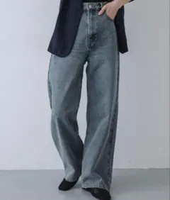 ストレートレッグデニムのサムネイル