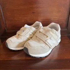 ニューバランス　ベビーキッズ　白　スニーカー