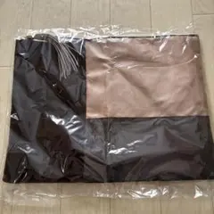 「新品　未使用」大きめ茶色ベージュクラッチバック