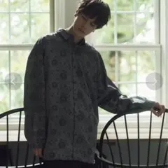 KUUUPY クーピー フラワージャカード織レギュラー カラーシャツ 長袖 花柄