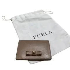 FURLA フルラ リボンモチーフ カードケース ベージュ　名刺入れ
