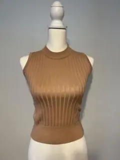 サマーニット★ノースリーブ★ベージュ★美品オフィスにも◎