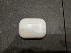 Airpods pro第二世代　本体・箱、付属品未使用品