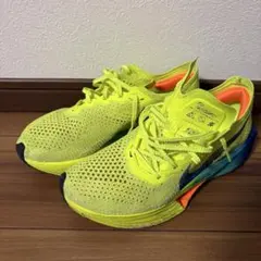 NIKE ヴェイパーフライ3 [25cm]