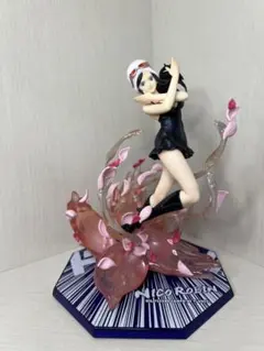 フィギュアーツZERO ニコ・ロビン (ミル・フルール カンポ・デ・フローレス)のサムネイル