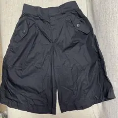 ユニクロ　ユーティリティバミューダショーツ　Sサイズ黒