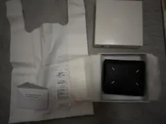 本日のみお値下げ可⭕️Maison Margiela 二つ折り財布 ブラックのサムネイル