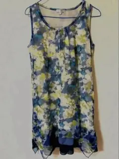 花柄ブルー系　ノースリーブ　チュニック花柄オーガンジー Ｍサイズ　値引き不可