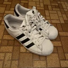 adidas Superstar スニーカー ホワイト/ブラック 6.5 US
