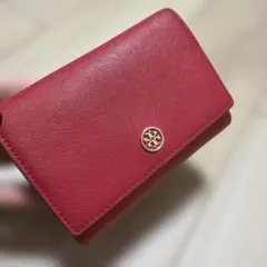 トリーバーチ　三つ折り財布 赤