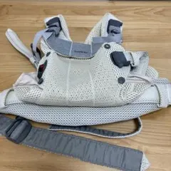 BABYBJORN ベビーキャリア HARMONYクリーム