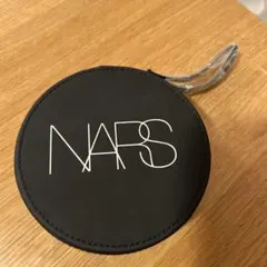 NARS ラウンド型 ポーチ ブラックのサムネイル