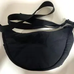 【美品】 ユニクロ ラウンドミニショルダーバッグ ブラック 黒