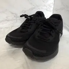 y021430 NIKE スニーカー　ブラック　ランニング　23.5