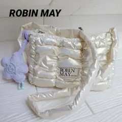 ROBINMAY ショルダーバッグ パールホワイト キルティング　軽量　旅行　祭のサムネイル