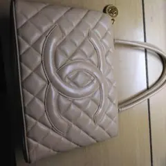 CHANEL　シャネル　復刻トートのサムネイル