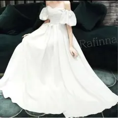 前撮りドレス　ウェディング　パフスリーブ　オフショルダー