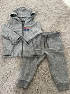 Tommy Hilfigerキッズセットアップ　80