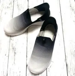 スケッチャーズ　スリップインズ23㎝　グラデーション　インソール無し