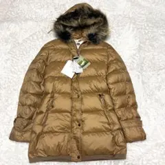 【新品未使用】La Mode ファー付きダウンジャケット