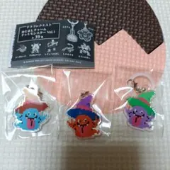 ドラゴンクエスト めじるしチャーム 小さなメダル+メトロゴースト