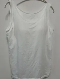 ユニクロ ブラトップ