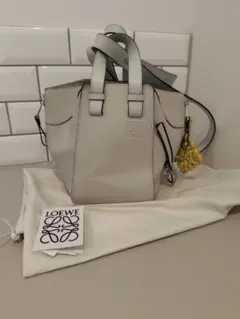 ☆最終値下☆美品☆LOEWEロエベハンモックコンパクトチャーム付きのサムネイル