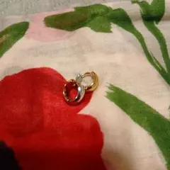 ゴールドシルバーフープピアス