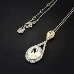 Swarovski Swinging ネックレス ドロップ シルバー ストーン