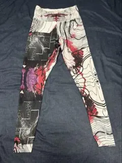 リーボック レディース　派手総柄 ロングレギンス トレーニング ジム ヨガ