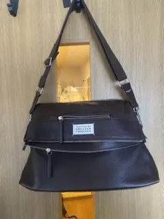 Maison Margiela ブラウン ショルダーバッグのサムネイル
