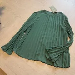 H&M プリーツブラウス 長袖 グリーン　新品未使用