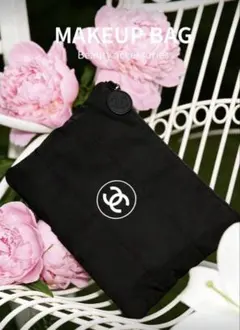 CHANEL ノベルティポーチ