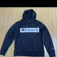 Champion ブラック フード付きパーカー
