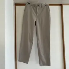 GU ベージュ スラックス Sサイズ