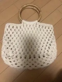 アイボリー編み物かごバッグ