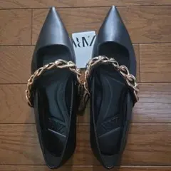 ZARA　パンプス　チェーン付き