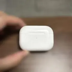 Apple AirPods Pro 充電ケース 本体のサムネイル