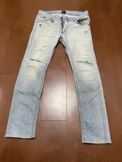 Item thumbnail for item 2b4dcda8-fee8-4ed5-9ec0-e5ebee2ff1f7