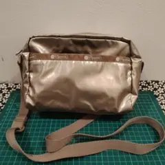 値下げ LeSportsac アラビアゴールド ひとりっぷ ジップポーチセット