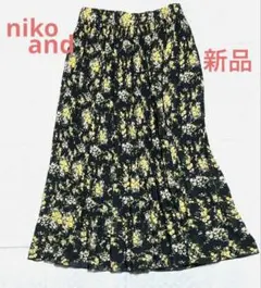 【新品】niko and ニコアンド　小花柄　プリーツ　スカート　フレアスカート