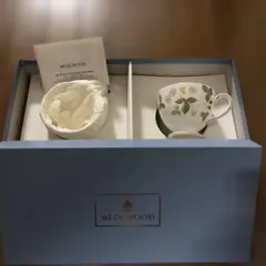 ウェッジウッド サラ SARAH 花瓶 ウェッジウッド トレー ハート型小物