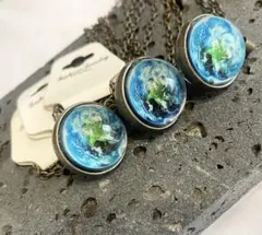 Item thumbnail for item f0b8725b-42a3-4cbb-b8fd-bb40e88911d4