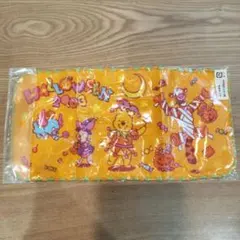 ディズニーリゾート　ハロウィン2003 ミニタオル　プーさん