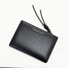 CHARLES & KEITH エベルレイ ウォレット 二つ折り財布 ブラックのサムネイル
