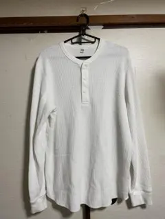 UNIQLO ワッフル ヘンリーネック 長袖Tシャツ ホワイト Mのサムネイル