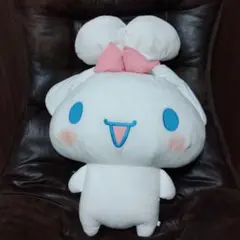 シナモンロール　超超BIGぬいぐるみ　にっこりみみむすび